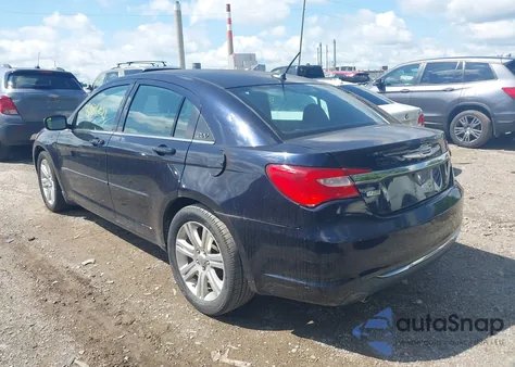 2012 Chrysler 200 Touring z USA, uszkodzony, nr VIN 1C3CCBBG0CN224231